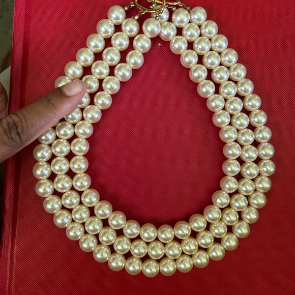 Vintage 3-Strand Faux Pearl Necklace - Picture 2 of 3